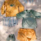 zwemshirt-korte-mouw-groen-seashells-and-stripes